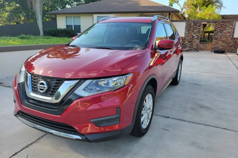 2017 Nissan Rogue Sv