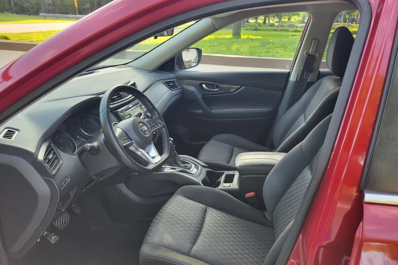 2017 Nissan Rogue Sv 3