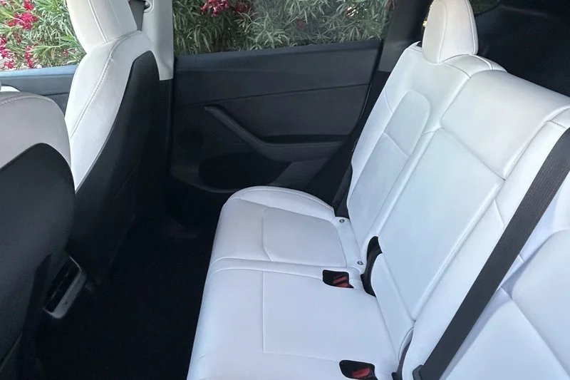 2023 Tesla Model Y in Washington 3