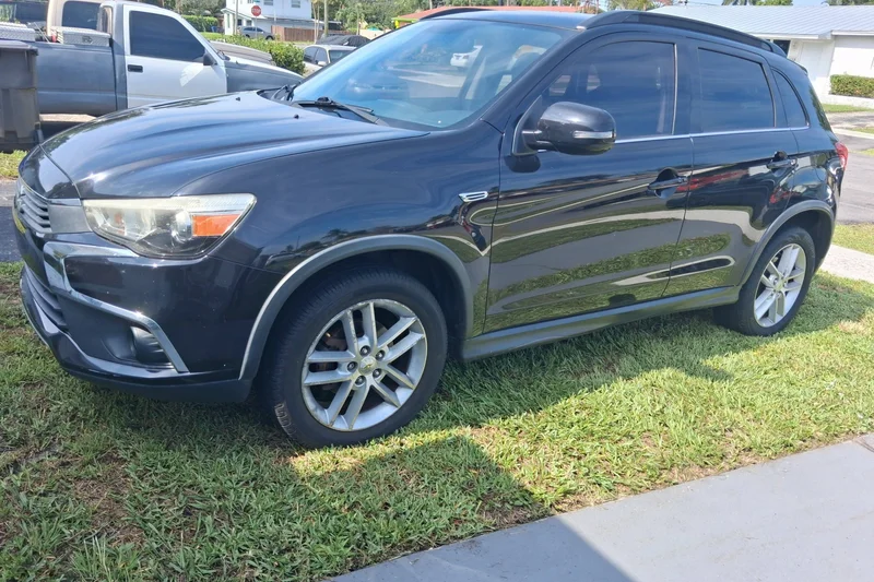 2017 Mitsubishi Outlander sport 2