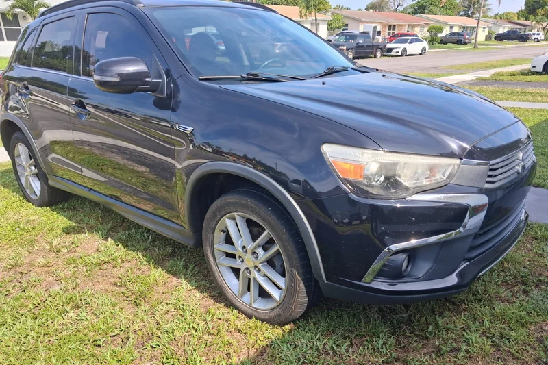 2017 Mitsubishi Outlander sport 3