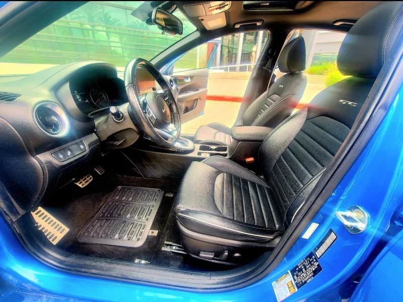 2023 Kia Forte GT 14