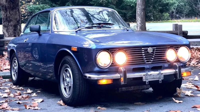 1974 Alfa Romeo GTV