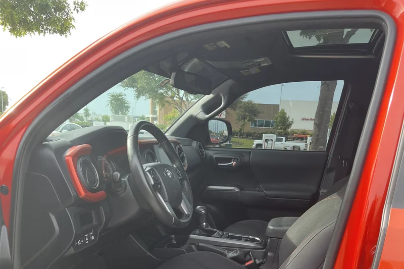 2017 Toyota Tacoma TRD OFF ROAD 2