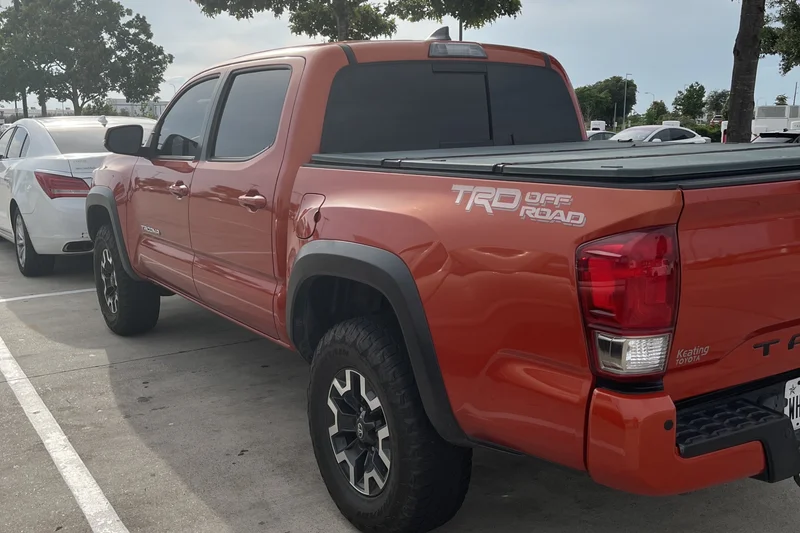 2017 Toyota Tacoma TRD OFF ROAD 5