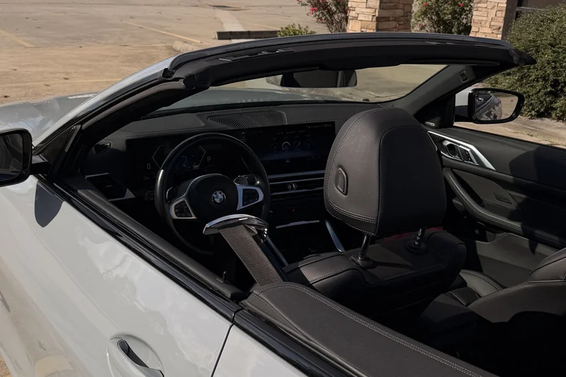 2024 BMW 430i Covertible 3