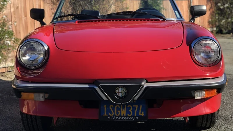 1986 Alfa Romeo Spider 2