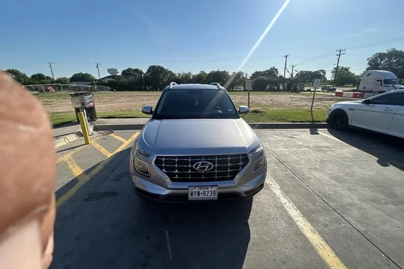 2024 Hyundai Venue regular 4