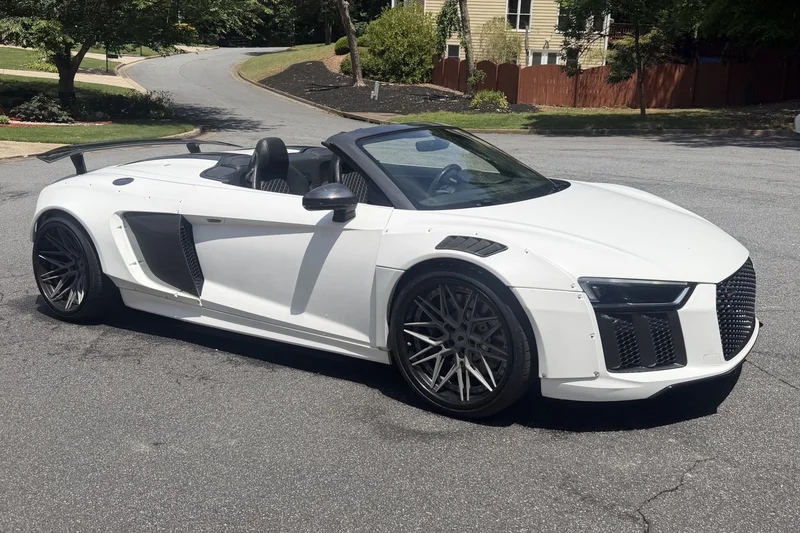 2018 Audi R8 5.2 Quattro 2