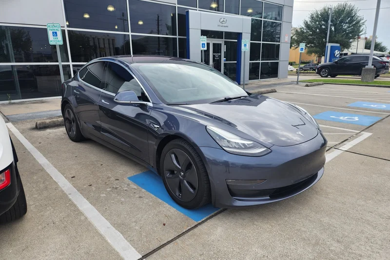 2019 Tesla Model 3 in College Station 2