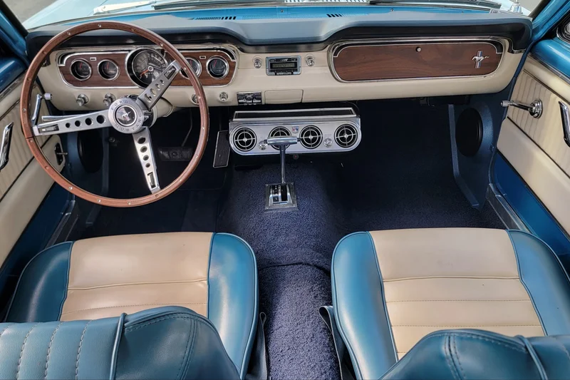 1965 Ford Mustang Base 8