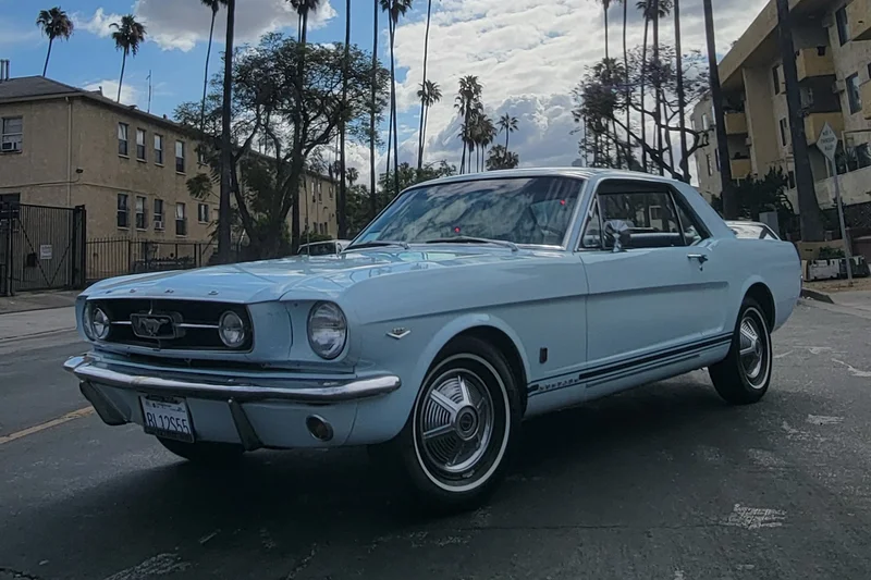 1965 Ford Mustang Base 3