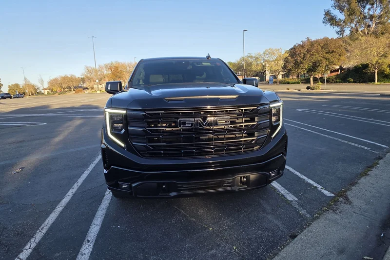 2023 GMC Sierra 1500 in El Sobrante