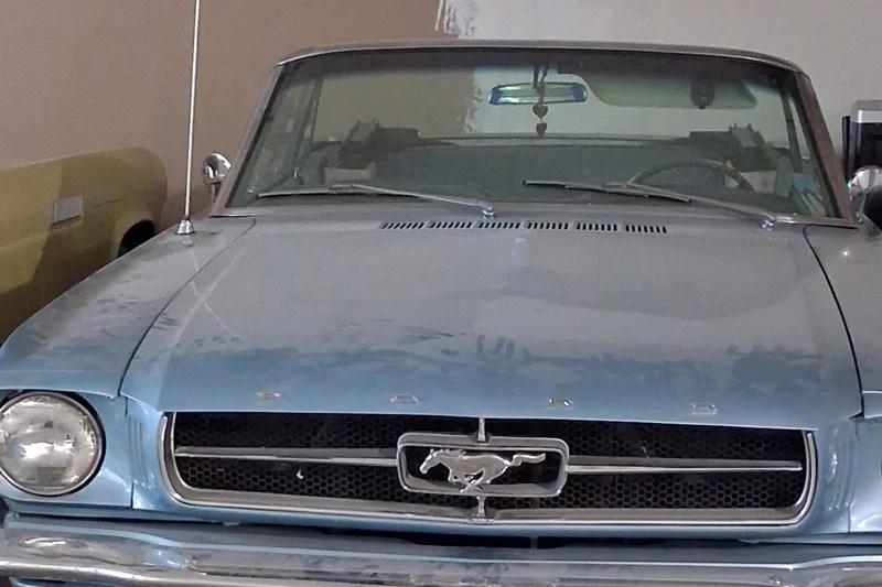 1965 Ford Mustang Base 4