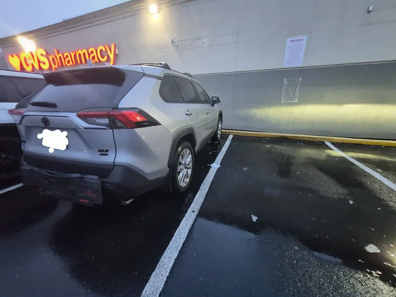 2025 Toyota RAV4 XLE Premium AWD 4