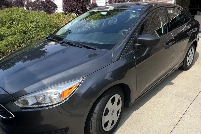 2017 Ford Focus S 2