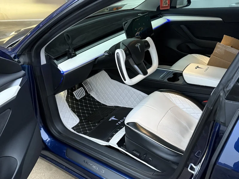 2023 Tesla 3