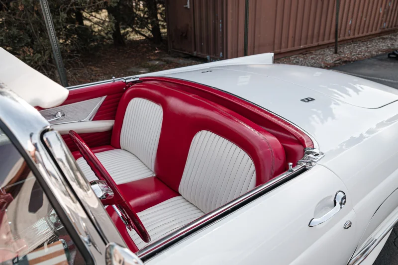 1955 Ford Thunderbird Base 3