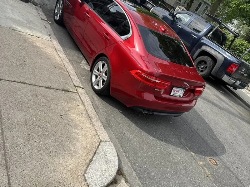 2017 Jaguar XE Premium 2