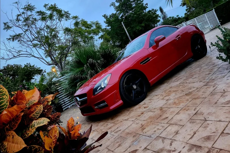 2012 Mercedes-Benz SLK350 Base