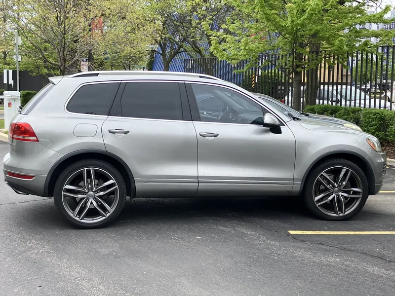 2012 Volkswagen Touareg hybrid supercharged 1