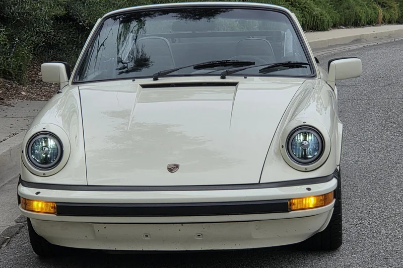 1981 Porsche 911 SC Cabriolet 9