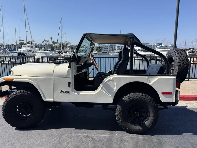 1976 Jeep CJ-5 Base 2