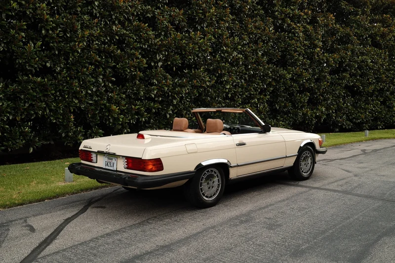 1987 Mercedes-Benz 560 SL Base 5