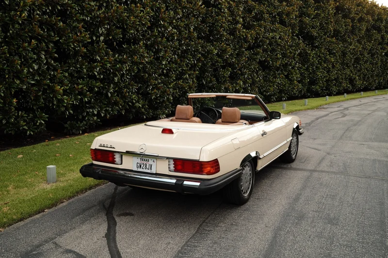 1987 Mercedes-Benz 560 SL Base 7