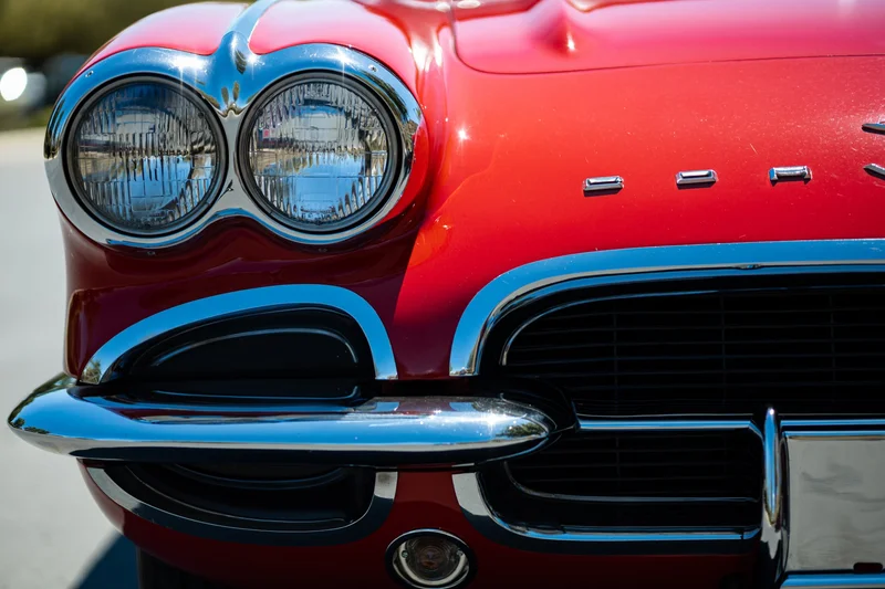 1961 Chevrolet Corvette Base 9