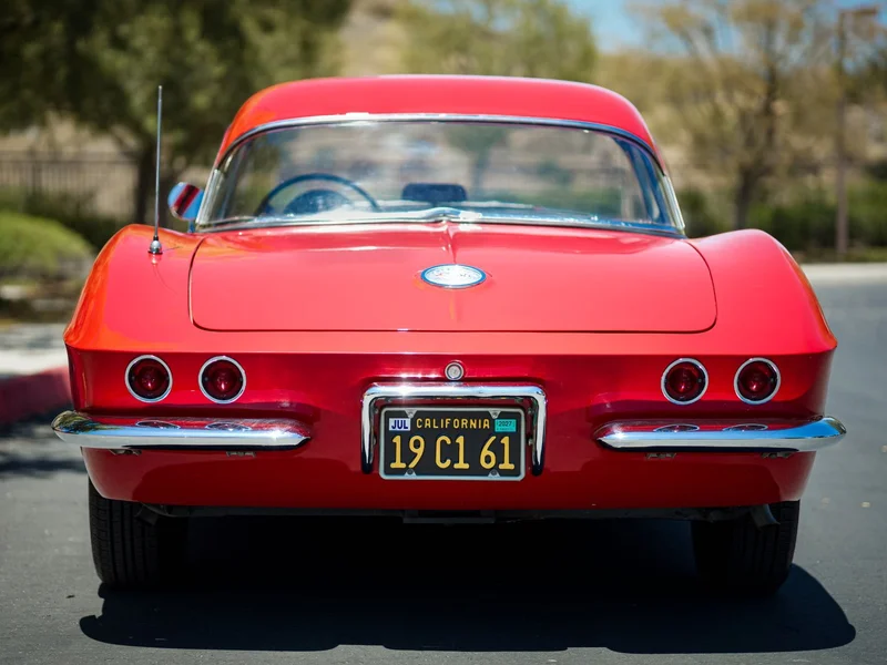 1961 Chevrolet Corvette Base 6