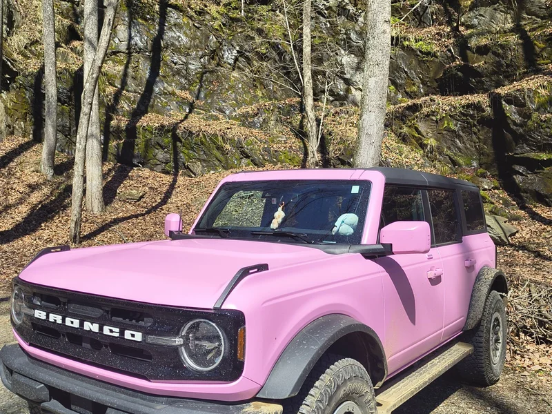 2023 Ford Bronco Outer Banks 1