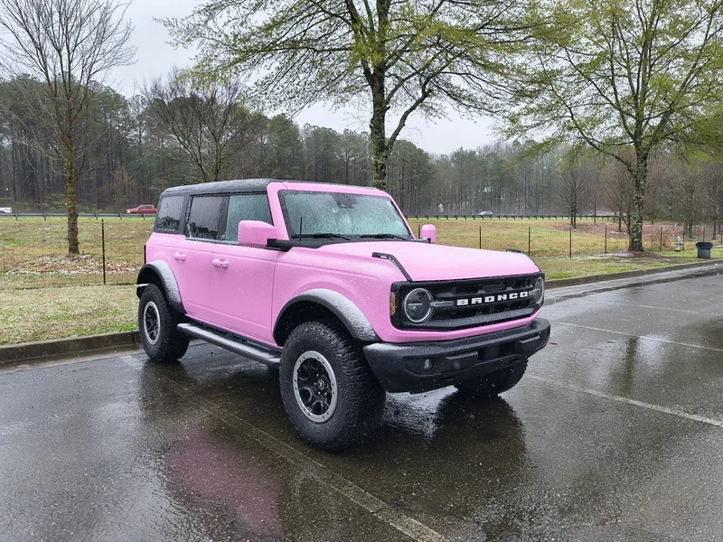 2023 Ford Bronco Outer Banks 4