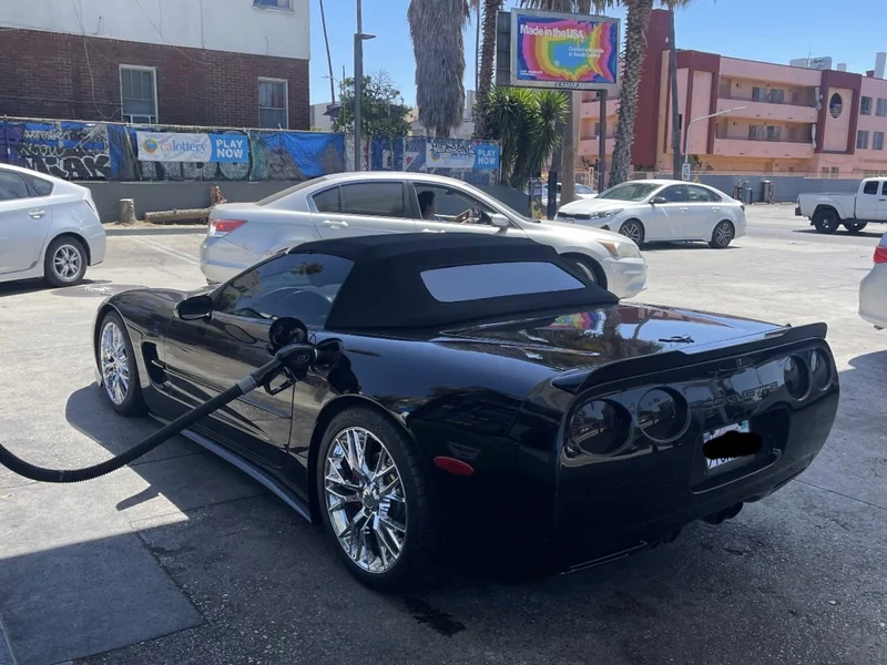 2001 Chevrolet Corvette Base 4