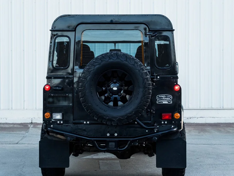 1992 Land Rover Defender 110 Base 4