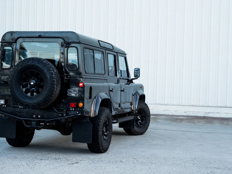 1992 Land Rover Defender 110 Base 8