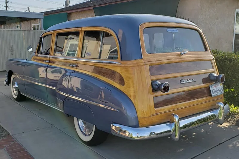 1952 Pontiac Chieftain in Anaheim 3