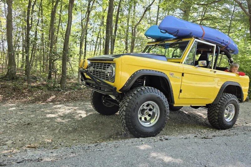 1967 Ford Bronco Base 3