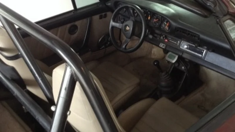 1983 Porsche 911 SC Cabrio 11