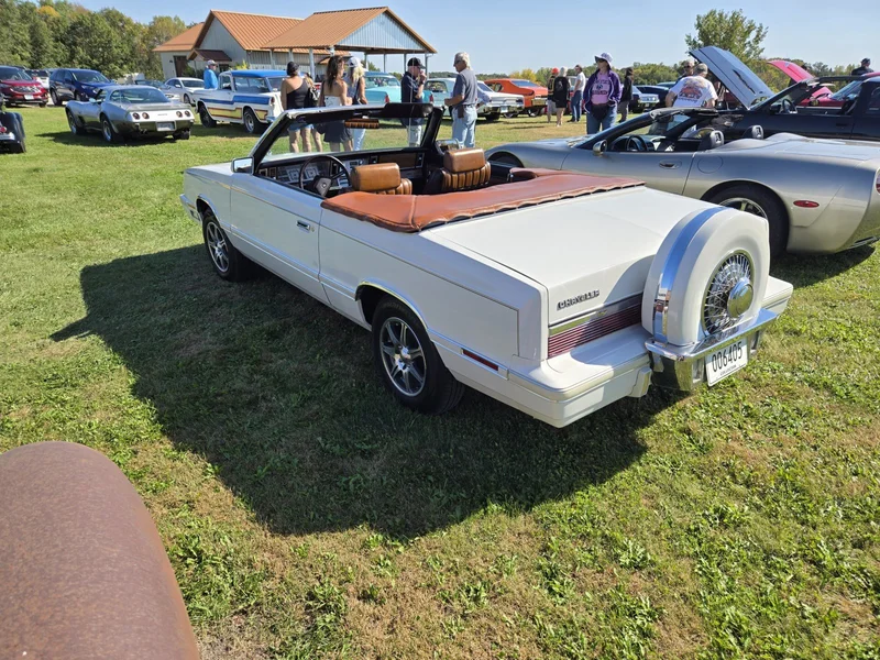 1982 Chrysler Lebaron in Farmington 2