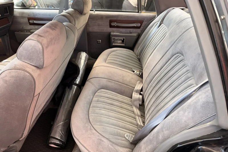 1990 Chevrolet Caprice Classic Base 5