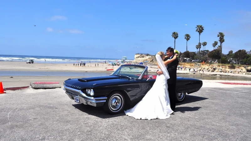 1964 Ford Thunderbird 9