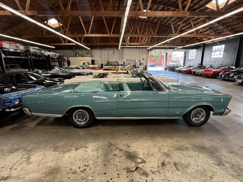 1966 Ford Galaxie 500 7-Litre 7