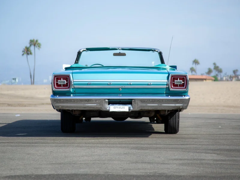 1966 Ford Galaxie 500 7-Litre 8