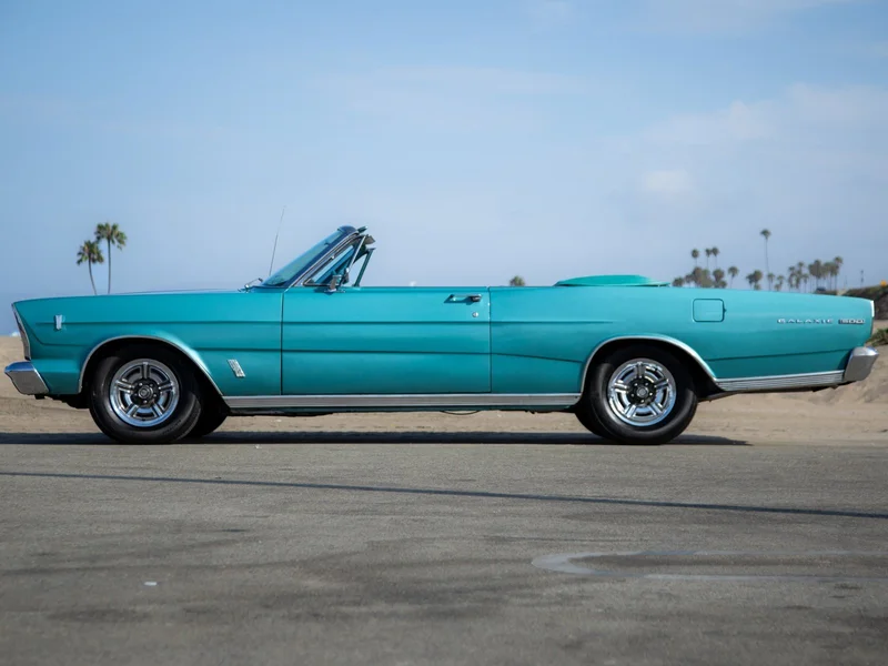 1966 Ford Galaxie 500 7-Litre 12