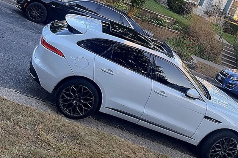2017 Jaguar F-pace R sport 2