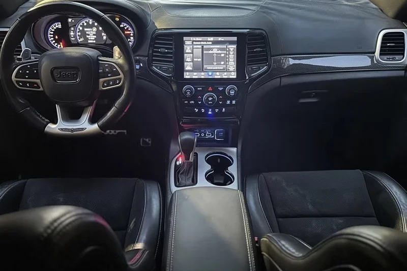 2021 Jeep Grand Cherokee trackhawk 17