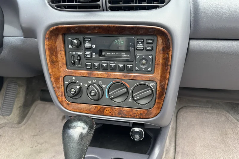 1996 Chrysler Sebring JXI 6