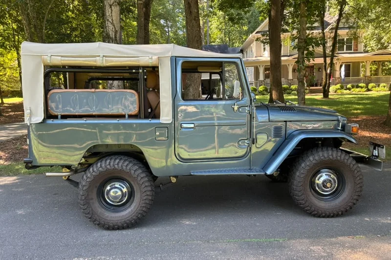 1982 Toyota Land Cruiser FJ43 5
