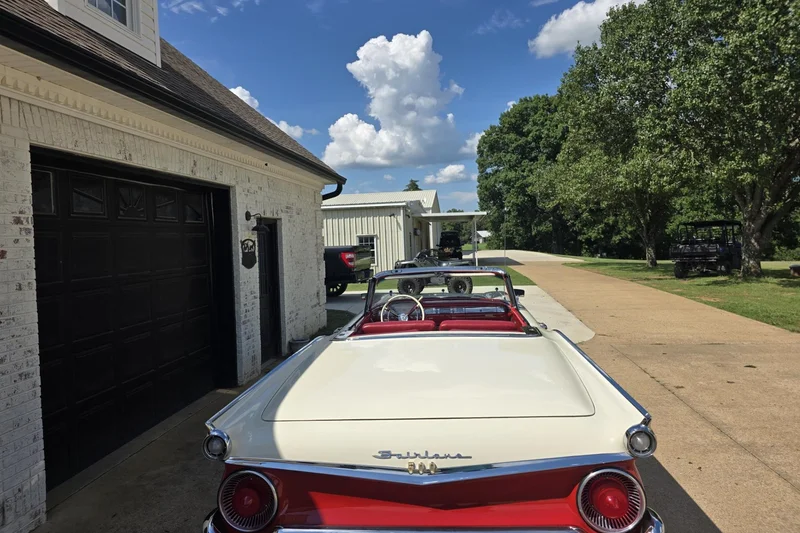 1959 Ford Galaxie Skyliner